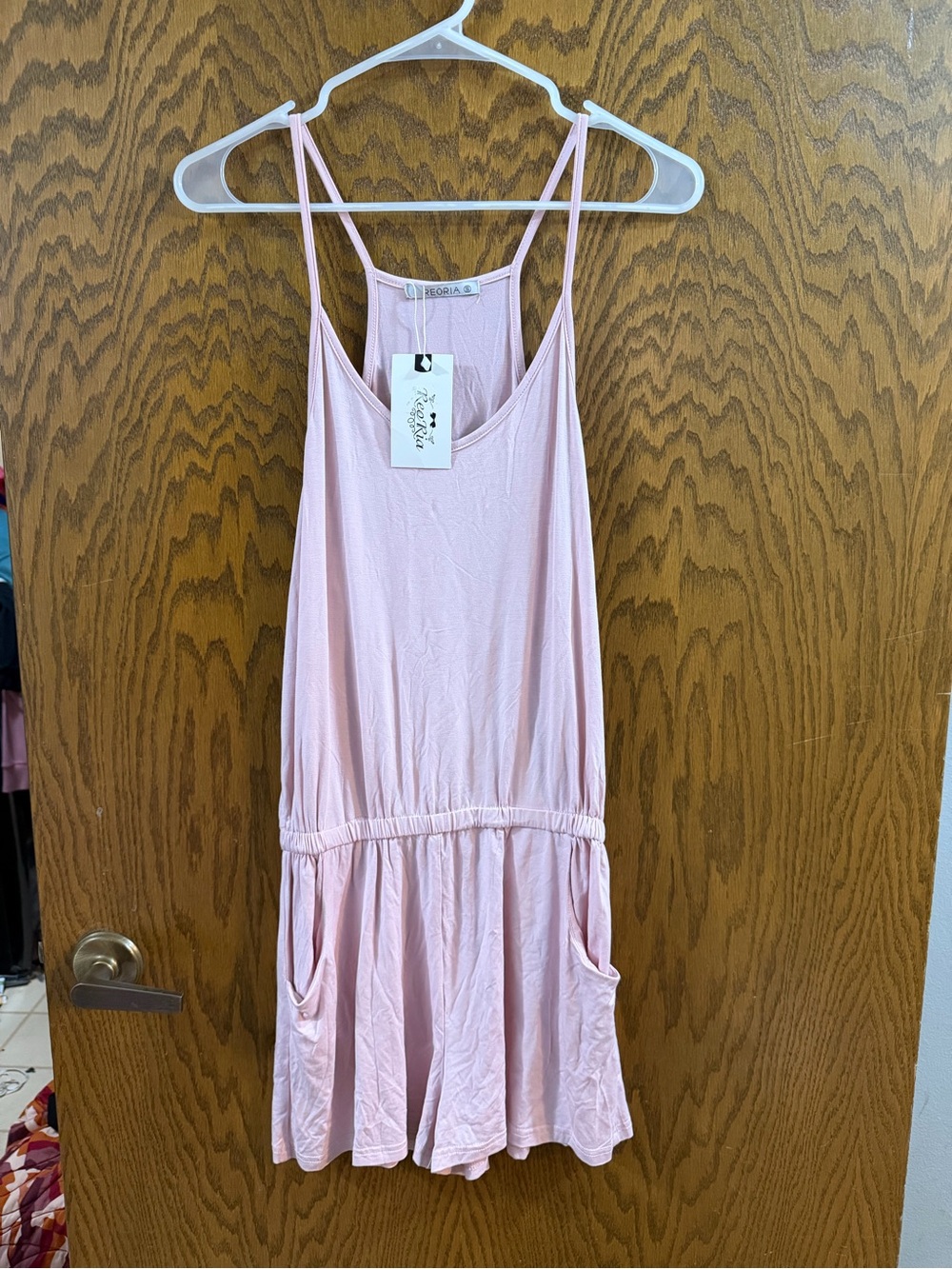 Pink Sleeveless Romper Women’s Small NWT Spaghetti Straps Pockets